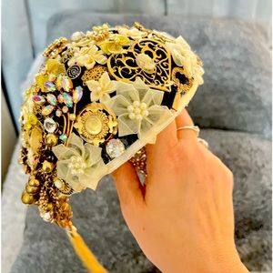 Beautiful broach bouquets